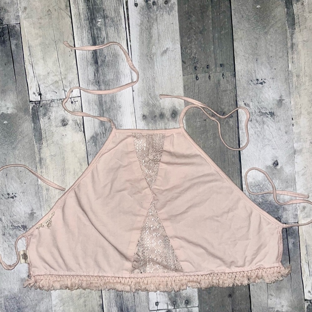 L.A. Hearts Halter Crop Top - Picture 5 of 7